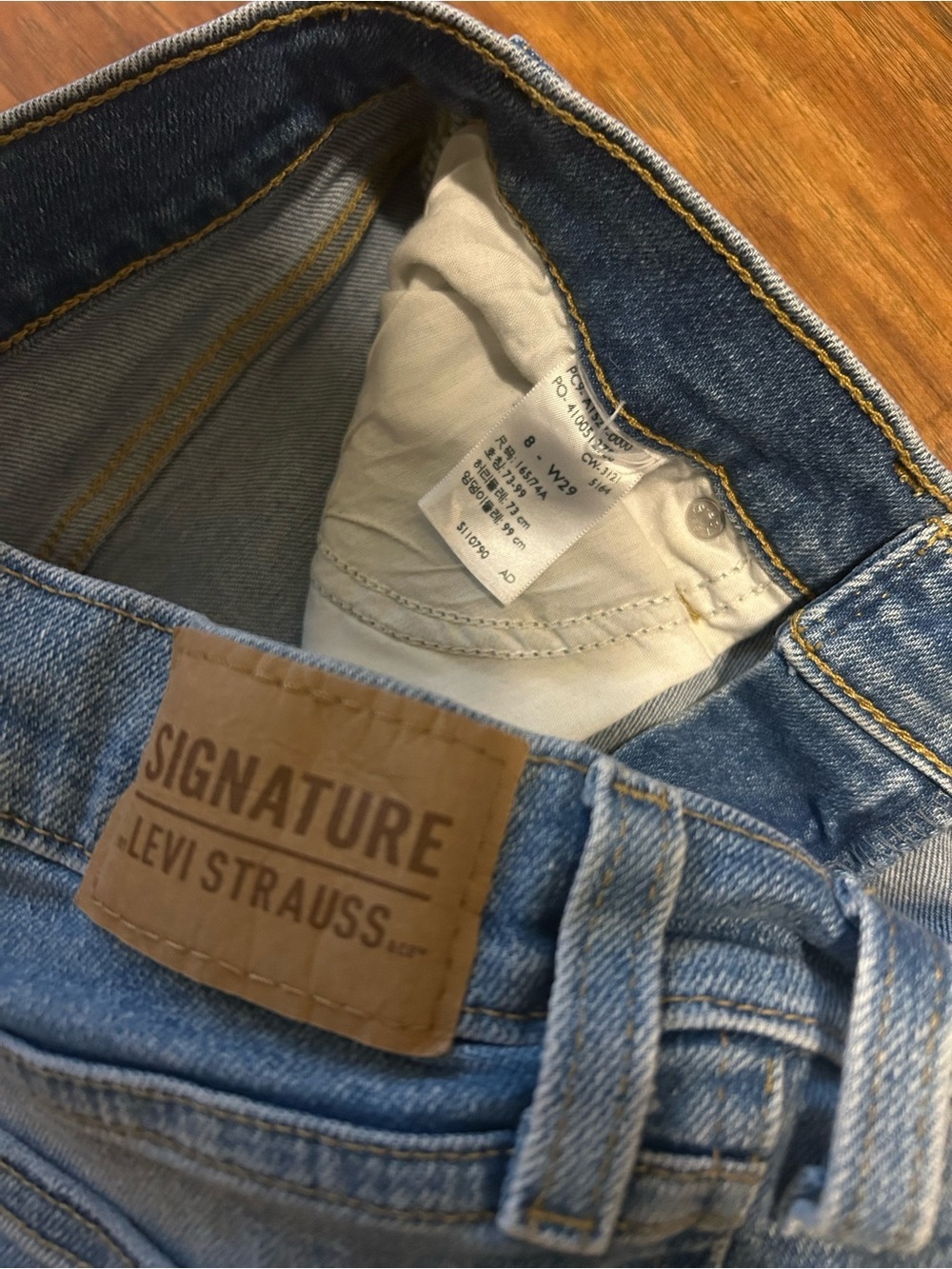 Denim Cutoff Shorts Levi Strauss Frayed Hem Distressed Festival Concert Western - Picture 4 of 8